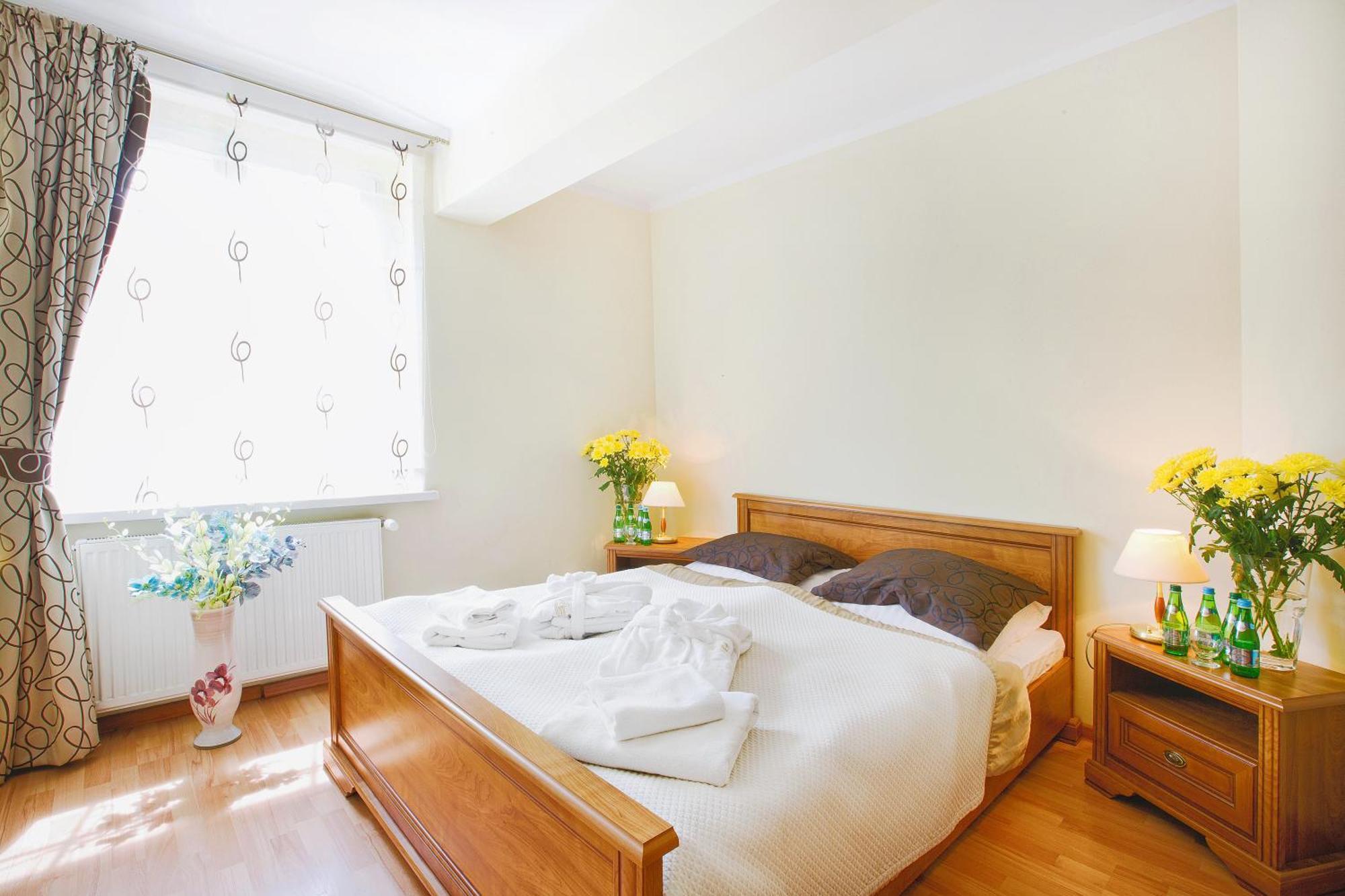 Polonia Otel Kudowa-Zdroj Dış mekan fotoğraf