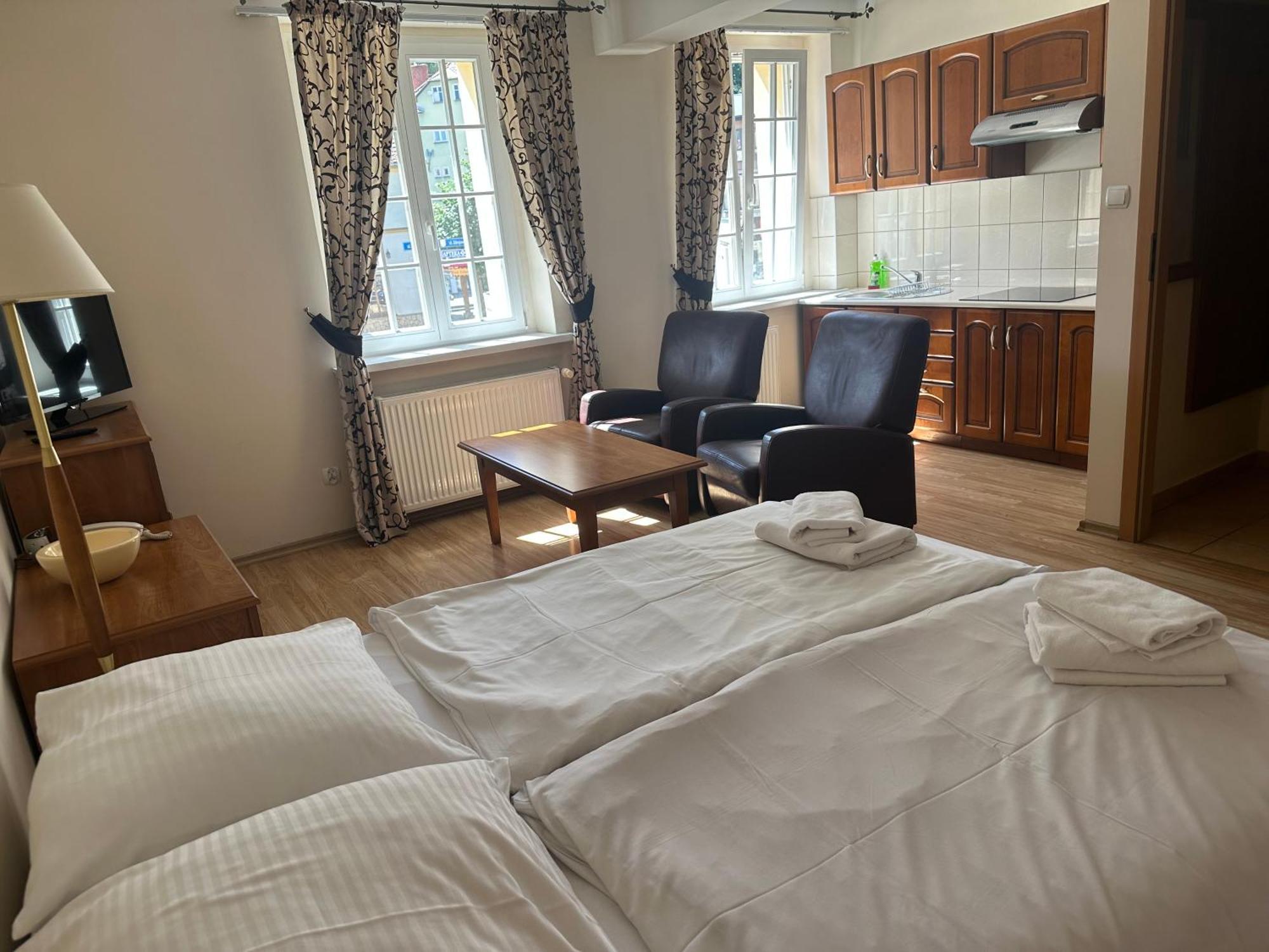 Polonia Otel Kudowa-Zdroj Dış mekan fotoğraf