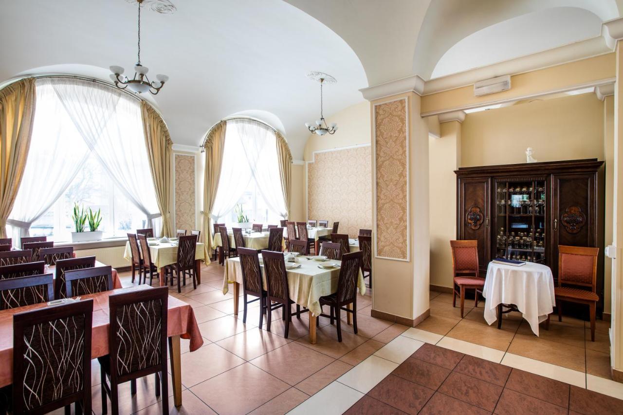 Polonia Otel Kudowa-Zdroj Dış mekan fotoğraf